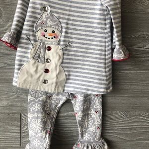 Girls snowman matching set.